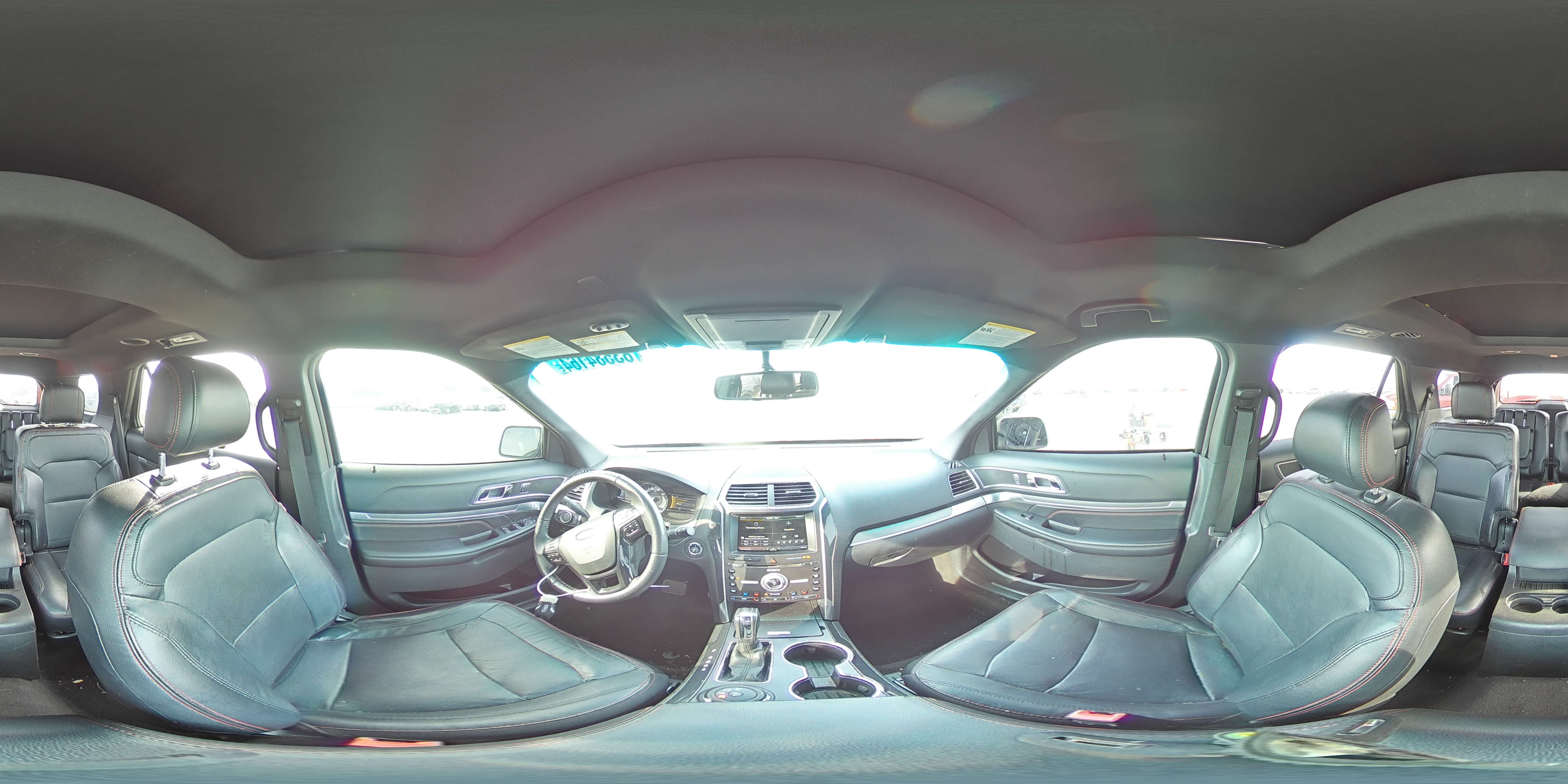 2016 Ford Explorer - Image 12