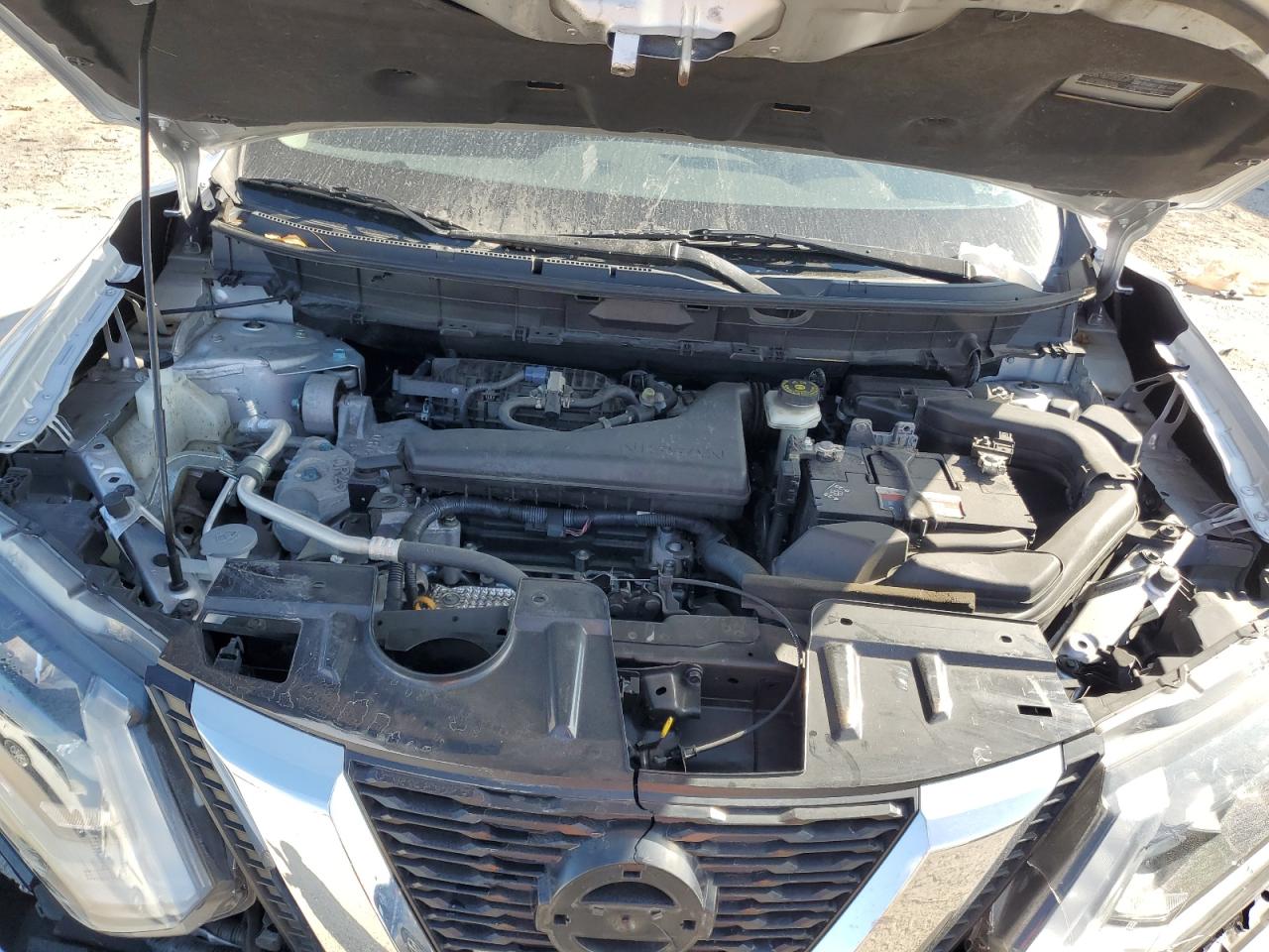 2017 Nissan Rogue - Image 12