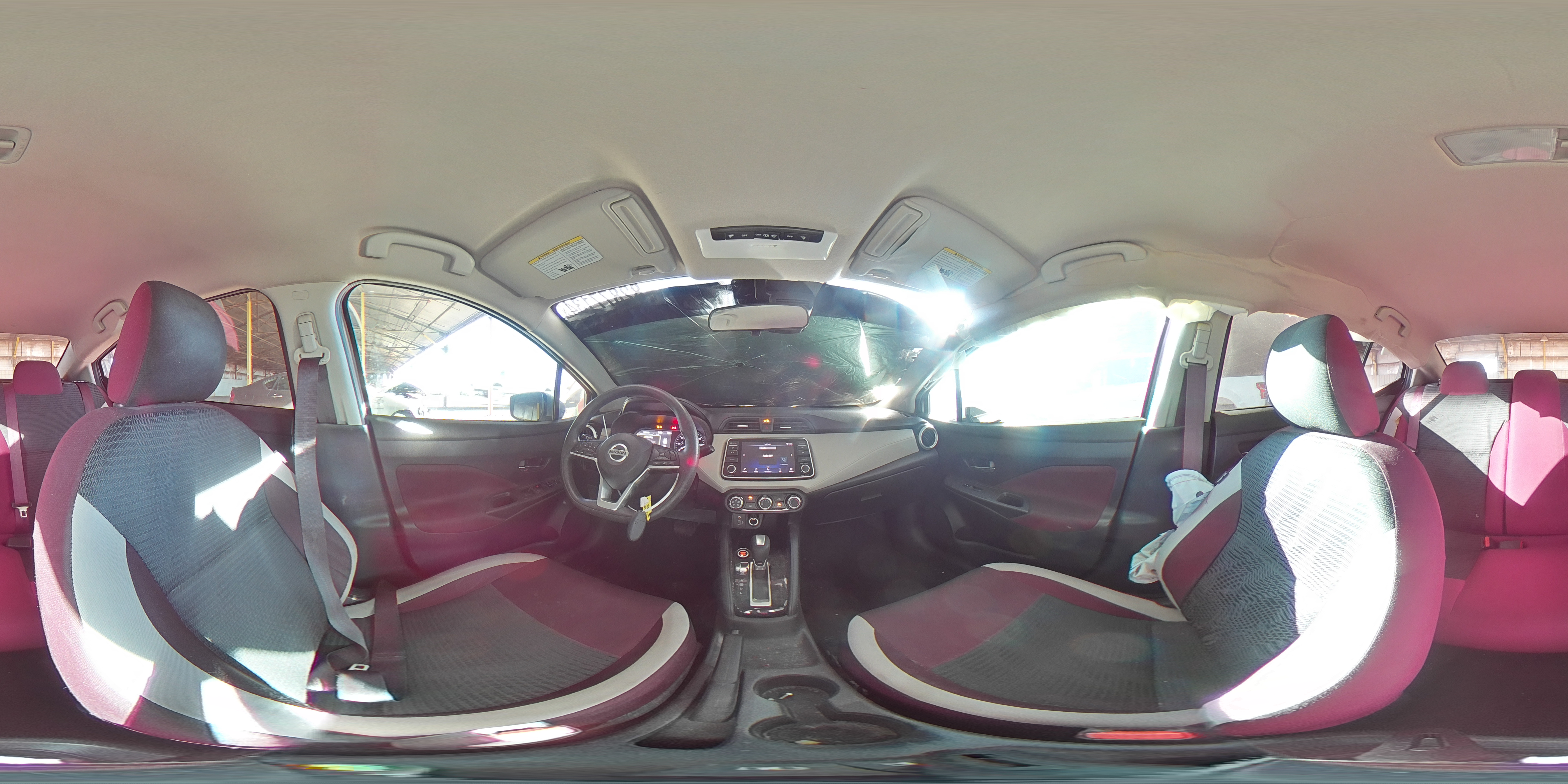 2021 Nissan Versa - Image 13