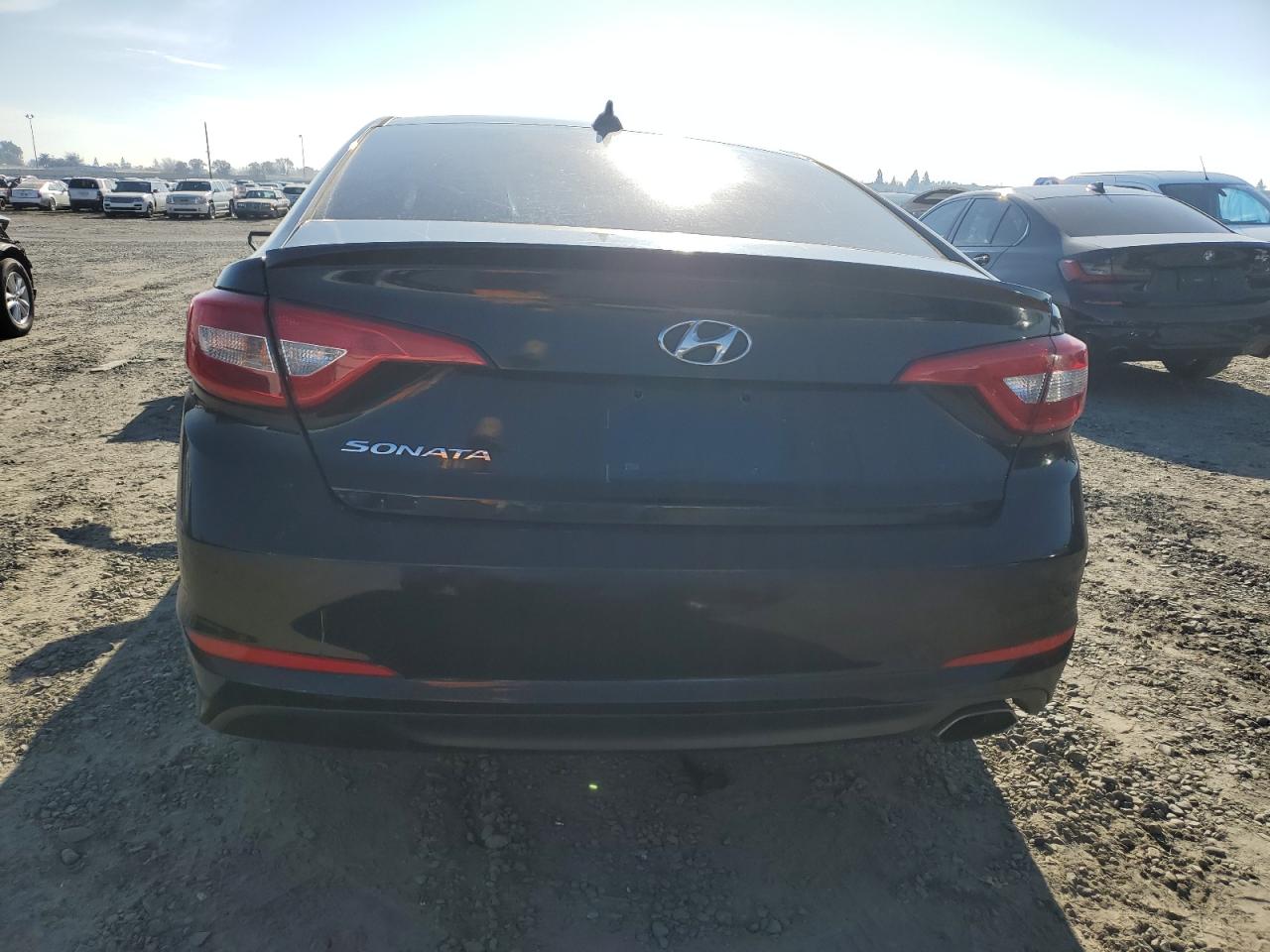 2015 Hyundai Sonata - Image 6