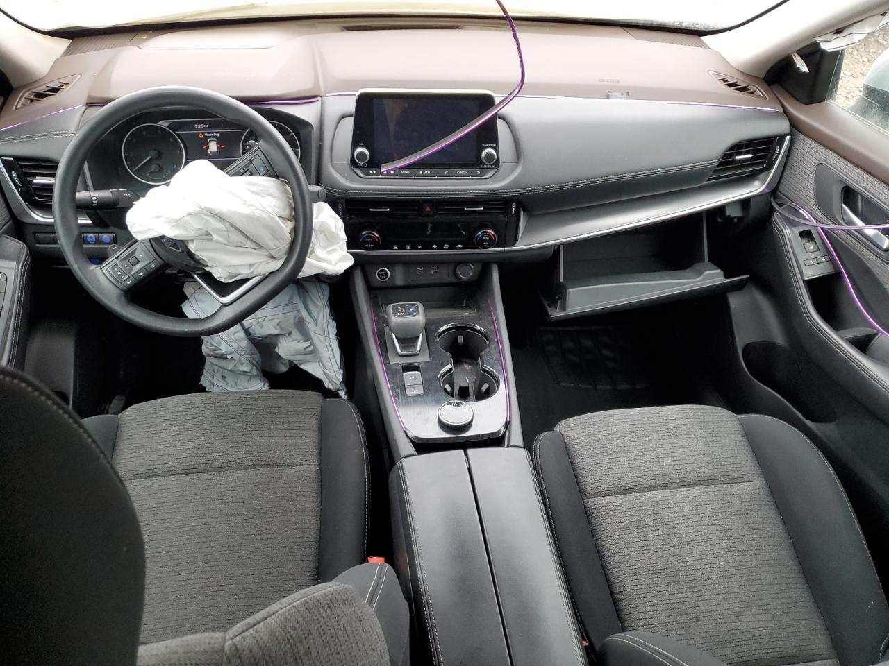 2021 Nissan Rogue - Image 8