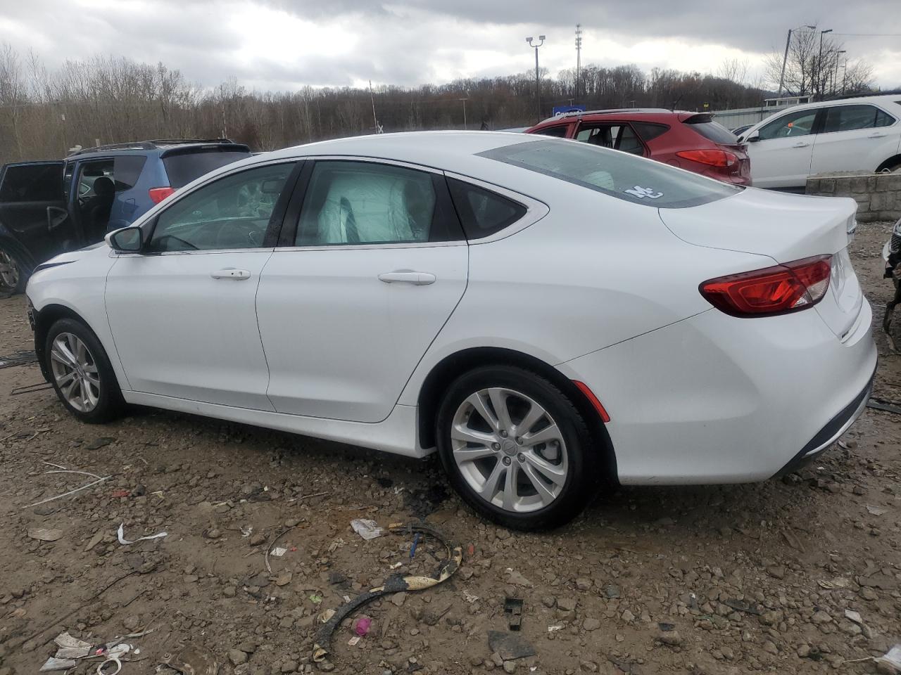 2015 Chrysler 200 - Image 2