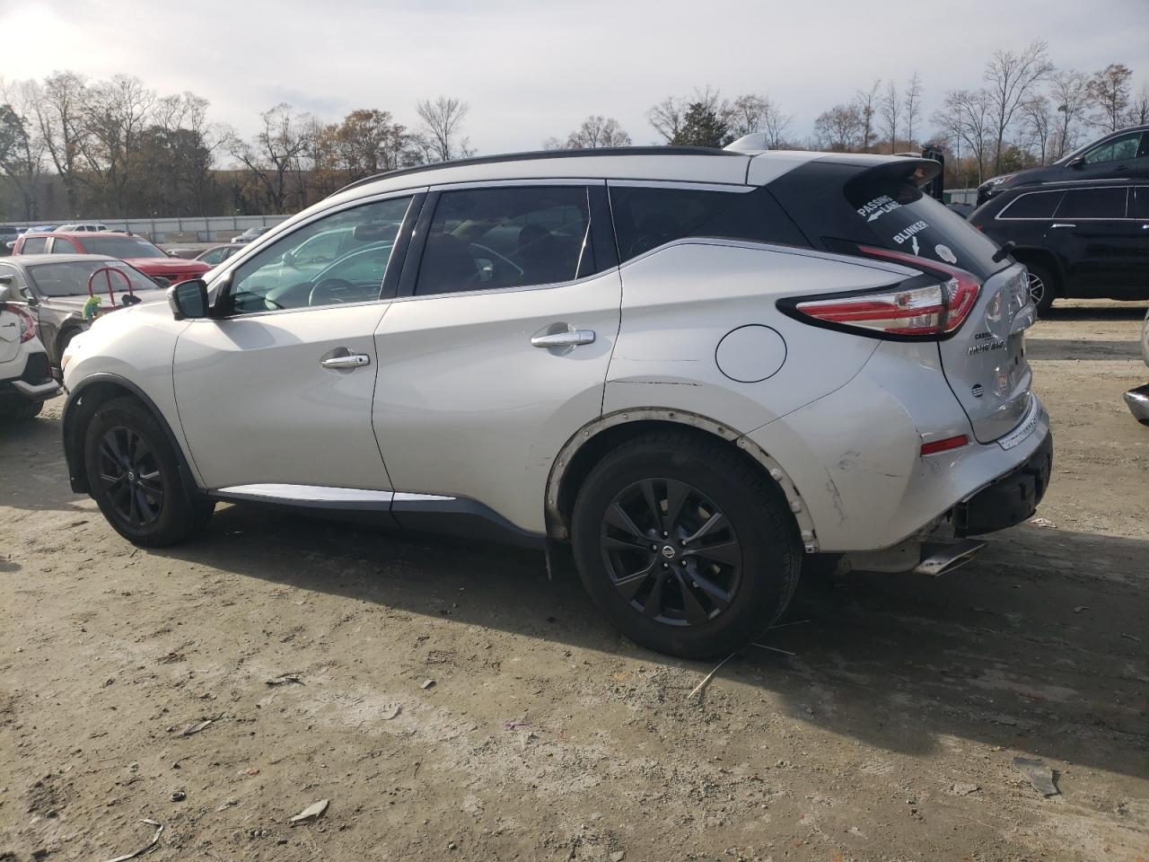 2017 Nissan Murano - Image 2