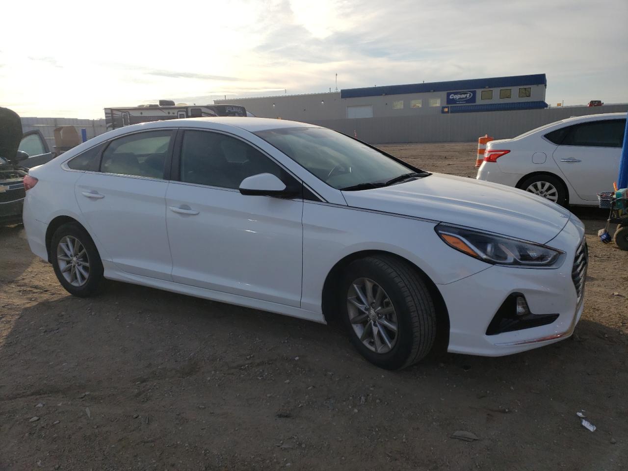 2018 Hyundai Sonata - Image 4