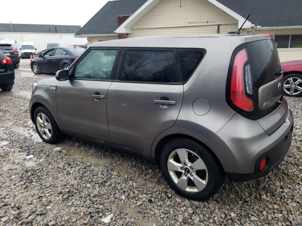 2019 Kia Soul - Image 2