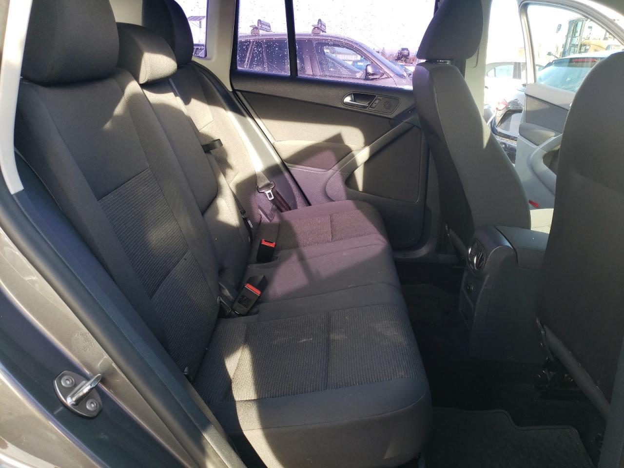 2012 Volkswagen Tiguan S VIN: WVGAV7AX7CW002660 Lot: 86016034