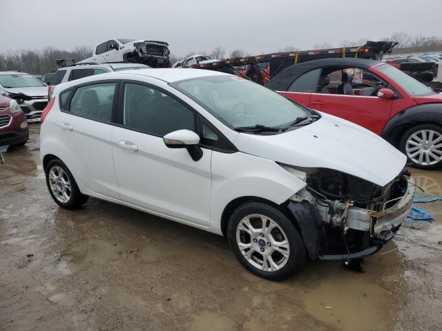  FORD FIESTA 2015 White