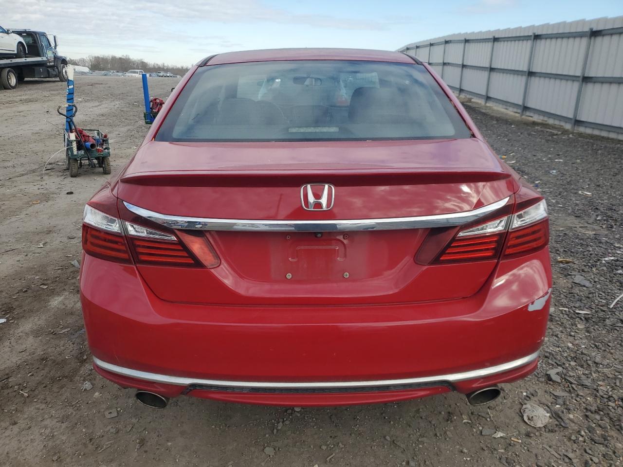 VIN 1HGCR2F59GA049365 2016 HONDA ACCORD no.6