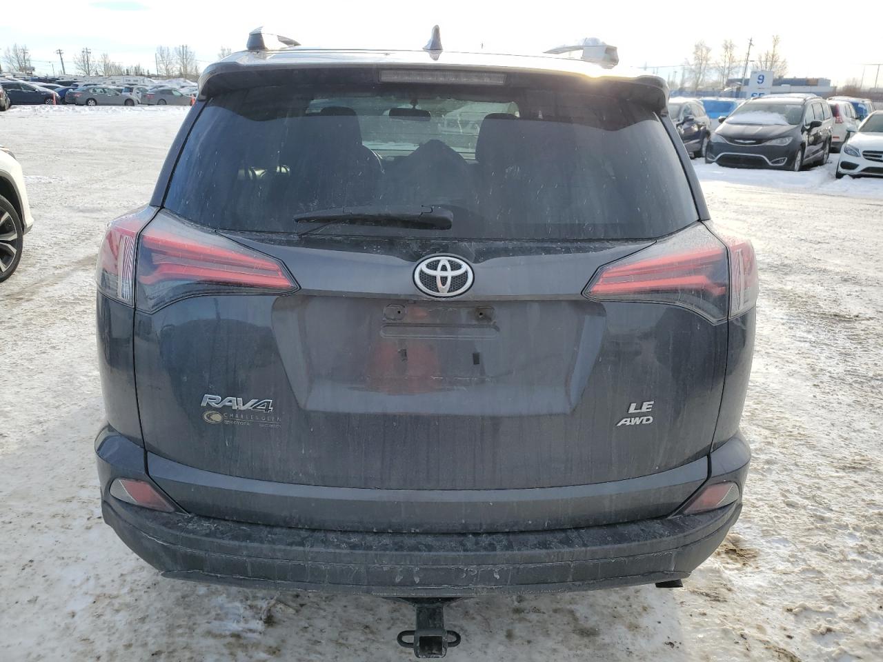 2016 Toyota RAV 4 - Image 6