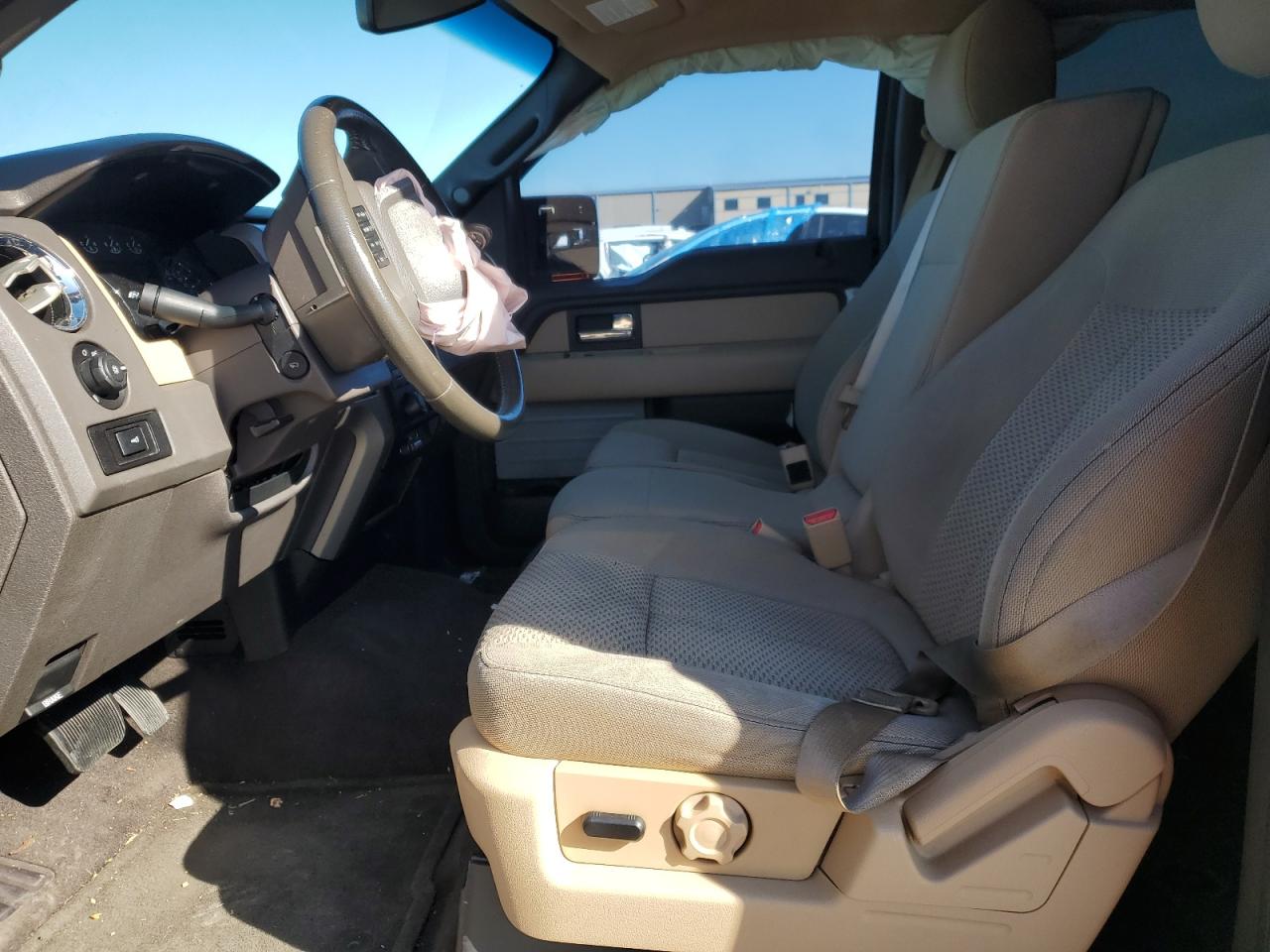 2012 Ford F-150 - Image 7