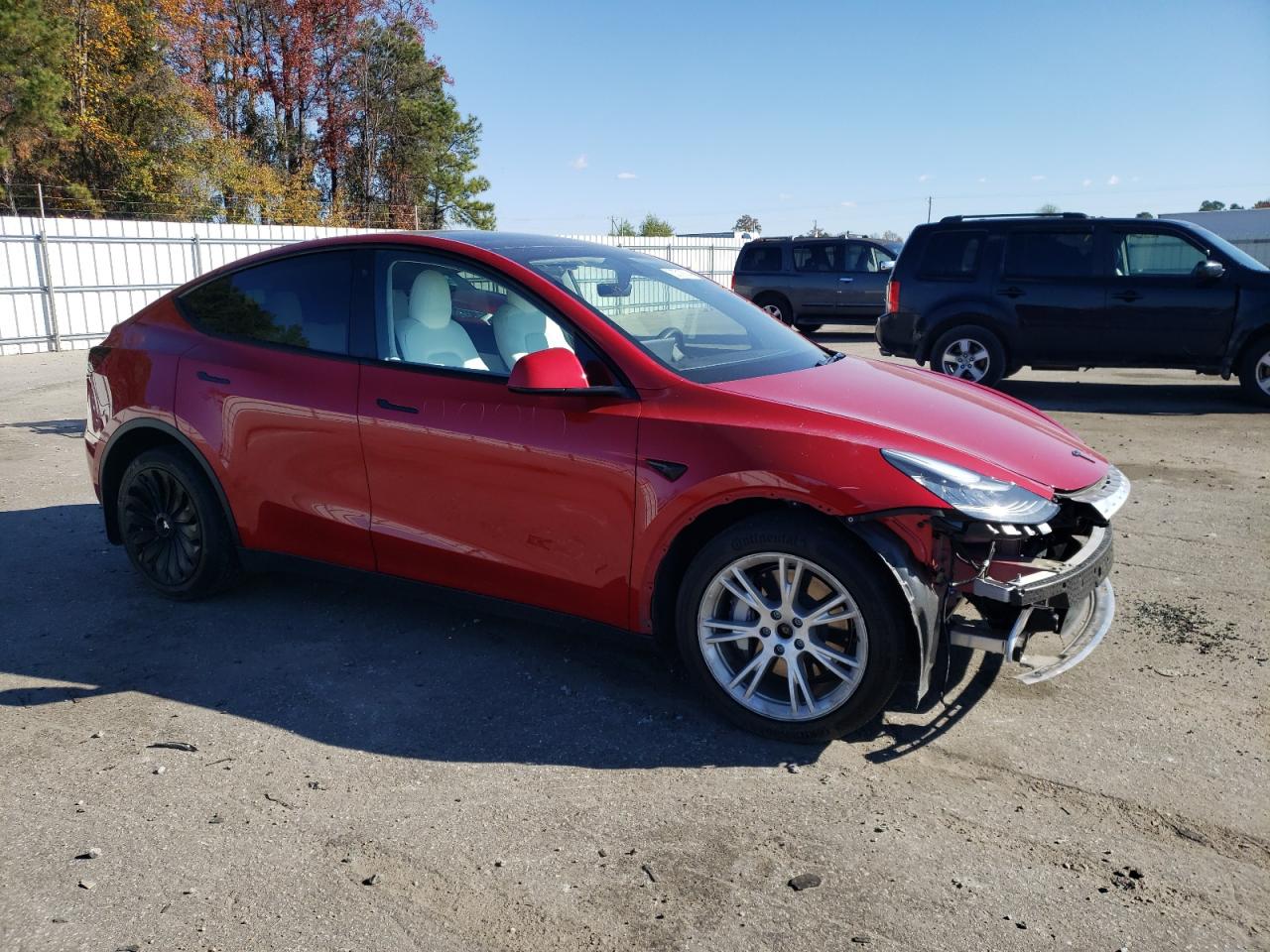 VIN 5YJYGDEE0LF049263 2020 TESLA MODEL Y no.4