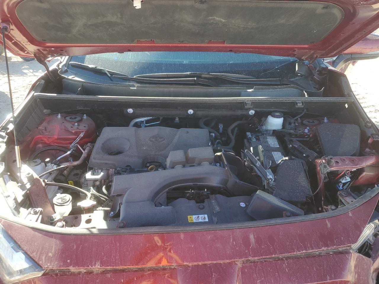 2024 Toyota RAV 4 - Image 12