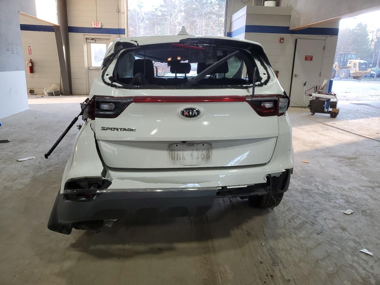 2022 Kia Sportage - Image 6