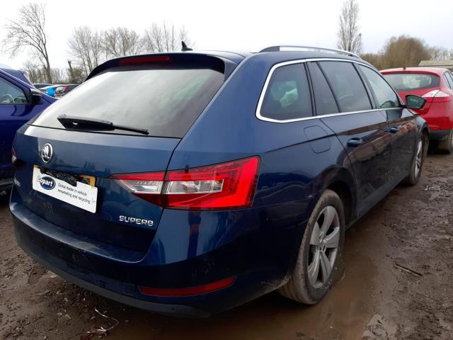 2016 SKODA SUPERB SE