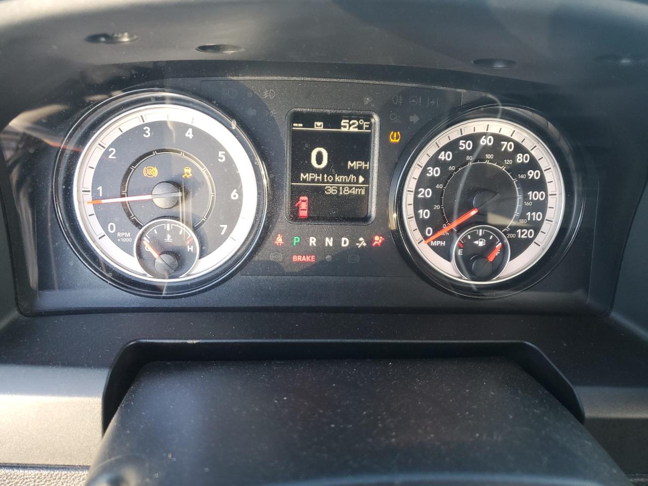 2021 RAM 1500 - Image 9