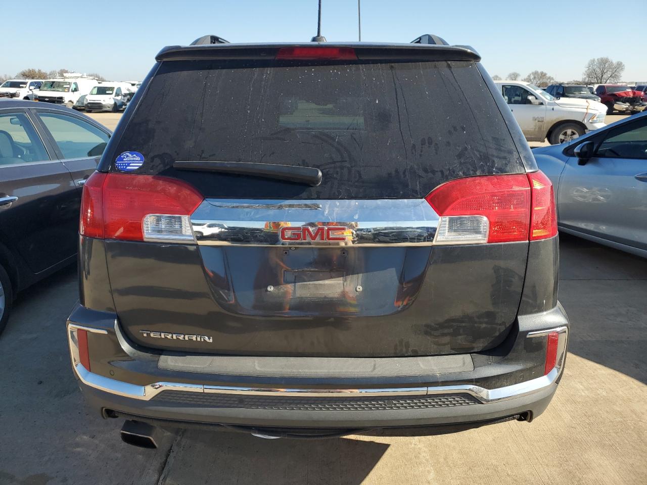2017 GMC Terrain - Image 6