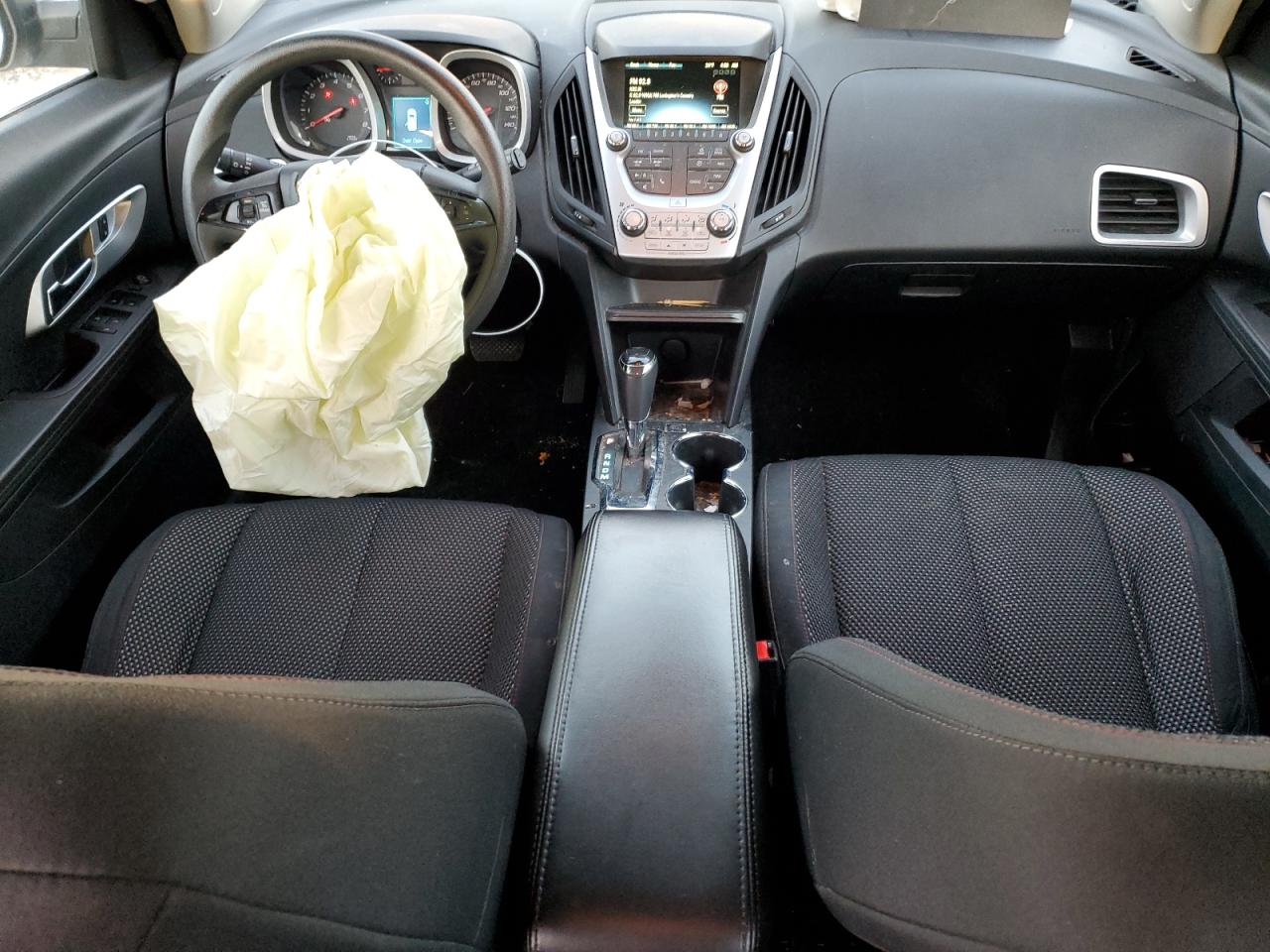 2017 Chevrolet Equinox - Image 8