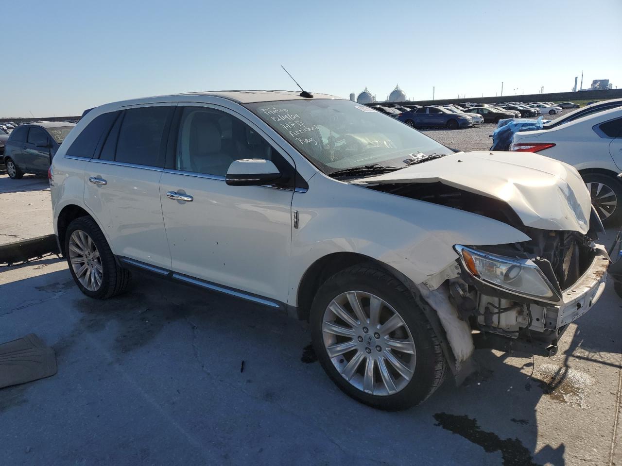 VIN 2LMDJ6JK5DBL43330 2013 LINCOLN MKX no.4