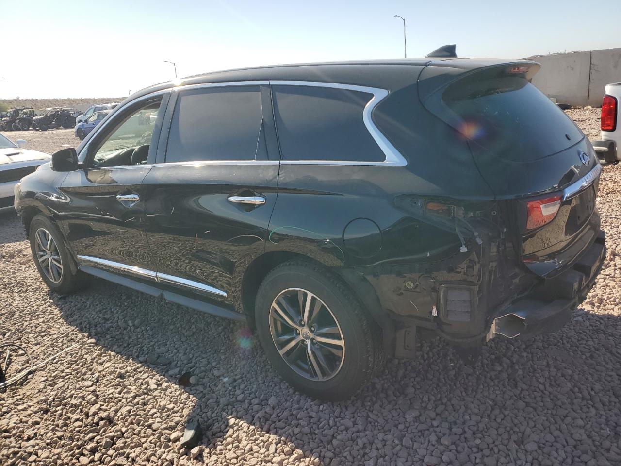 2017 Infiniti QX60 - Image 2