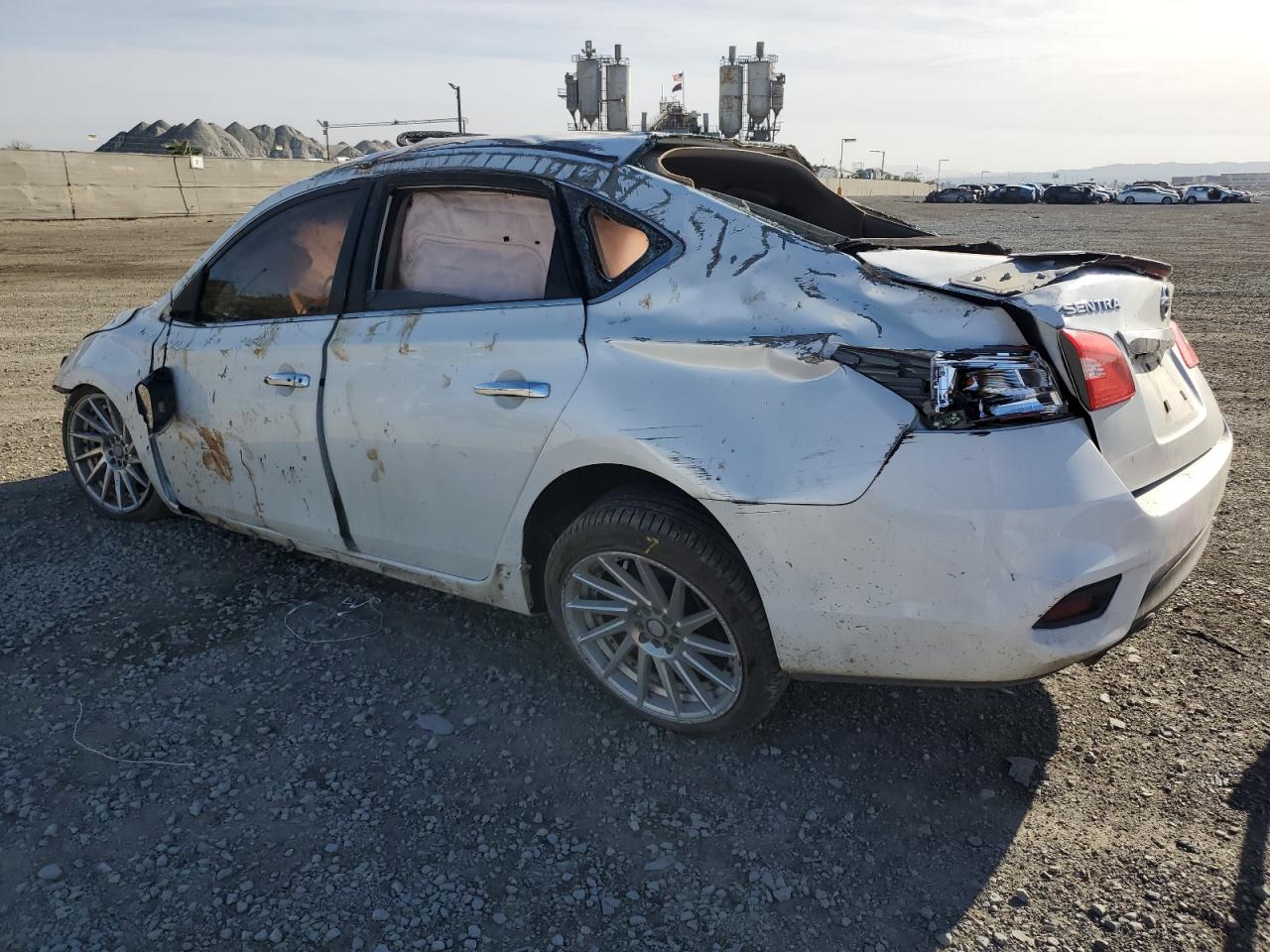 VIN 3N1CB7AP8HY267872 2017 NISSAN SENTRA no.2