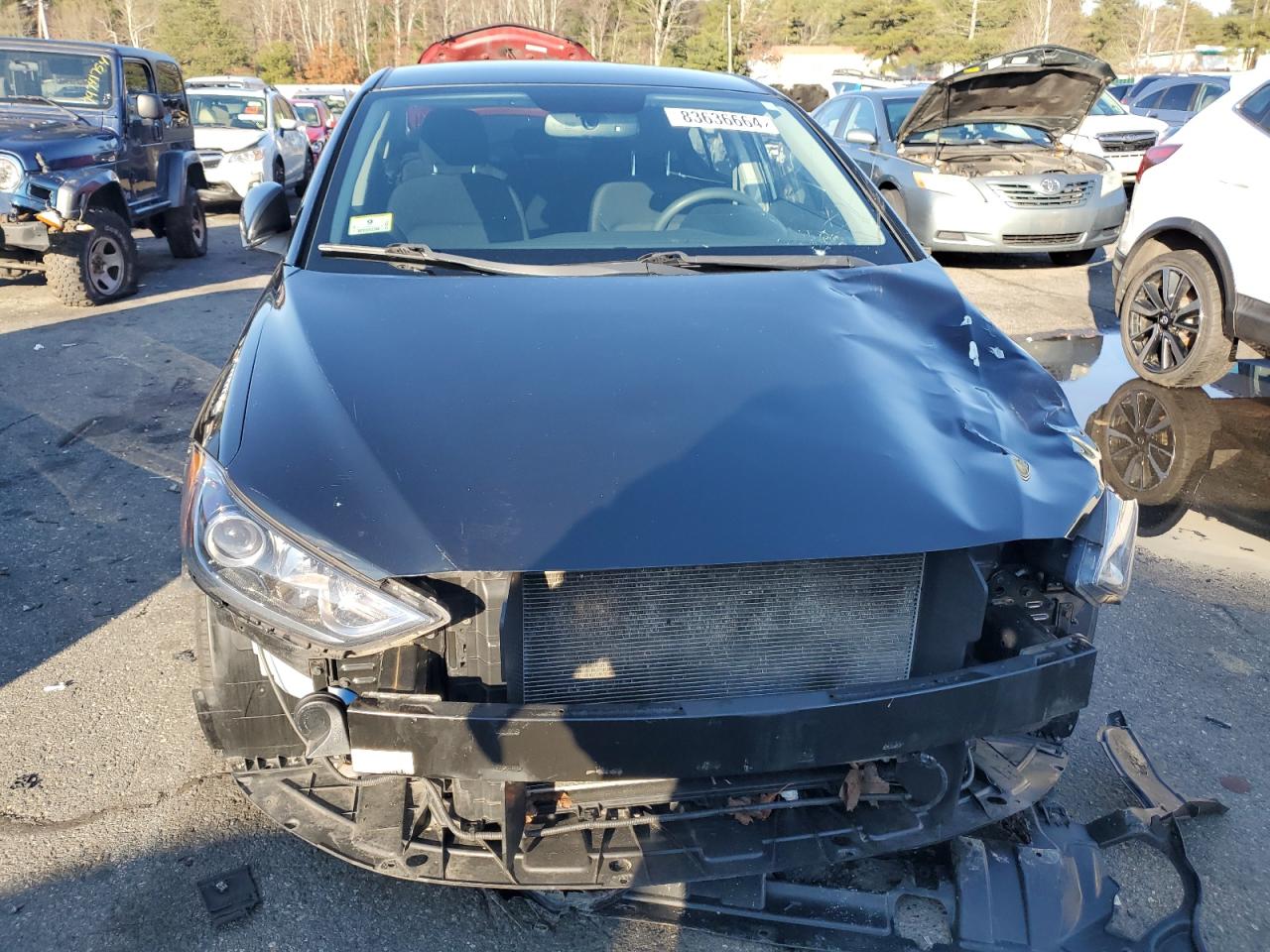 2018 Hyundai Elantra - Image 5