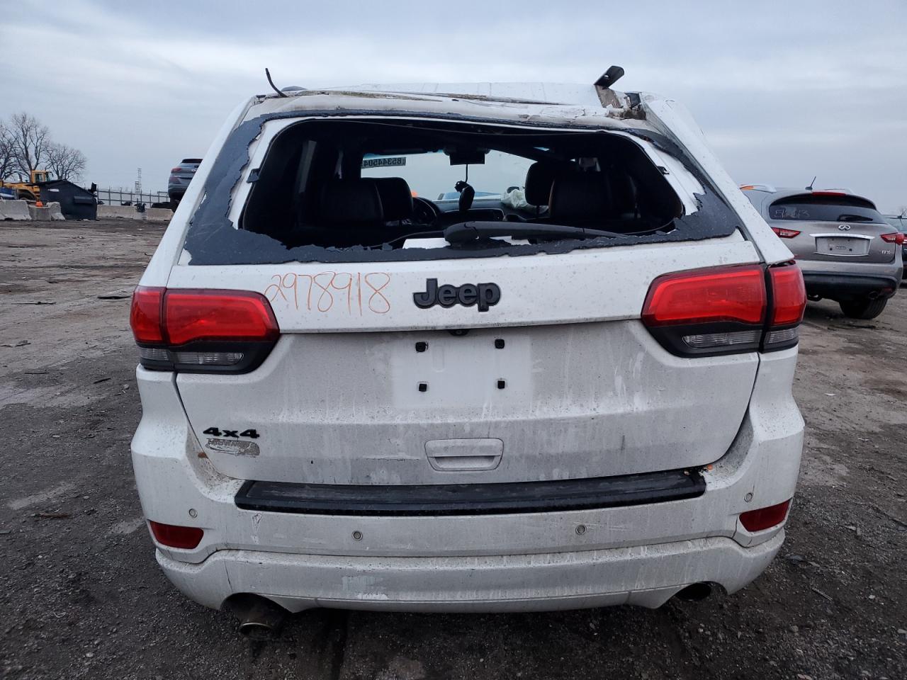 2015 Jeep Grand Cherokee - Image 6