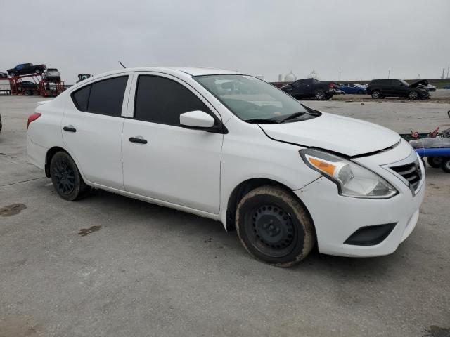  NISSAN VERSA 2017 Білий