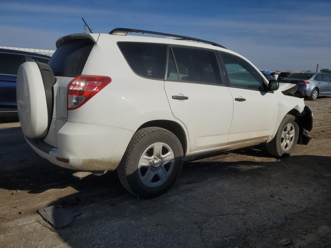 2012 Toyota RAV 4 - Image 3