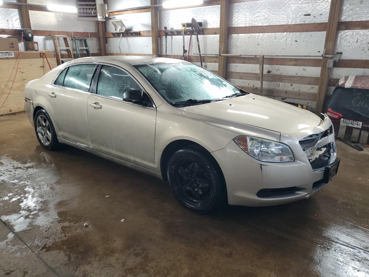 2010 Chevrolet Malibu - Image 4