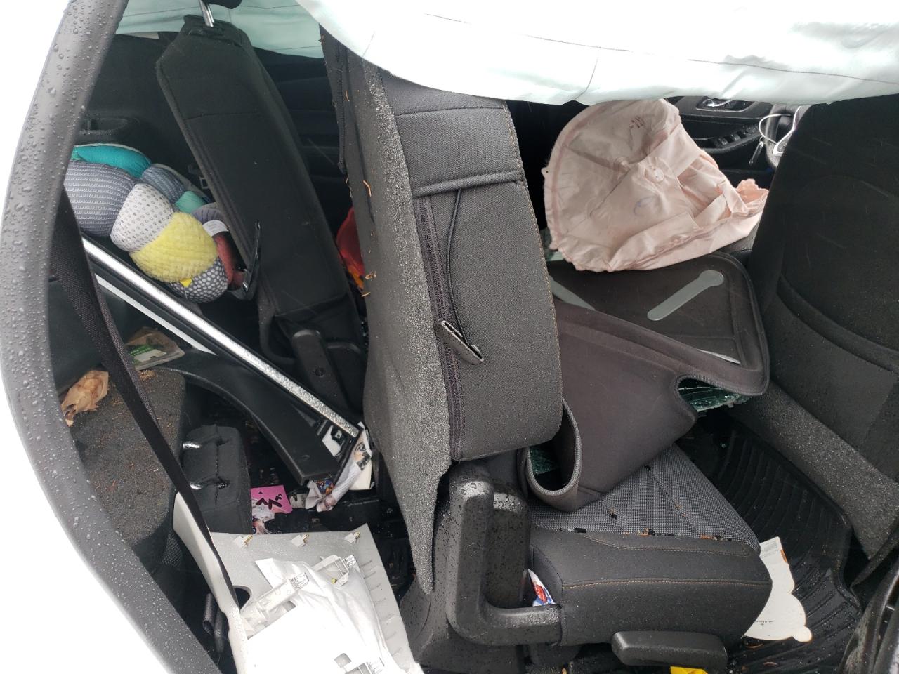 2019 Chevrolet Traverse Ls VIN: 1GNERFKW0KJ303039 Lot: 84596034