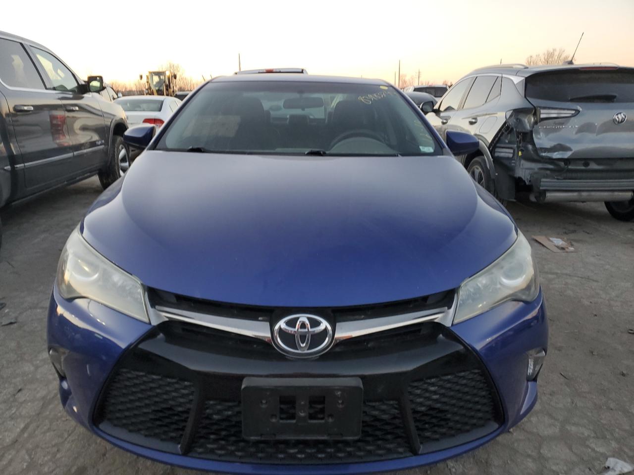 VIN 4T1BF1FK2FU888320 2015 TOYOTA CAMRY no.5