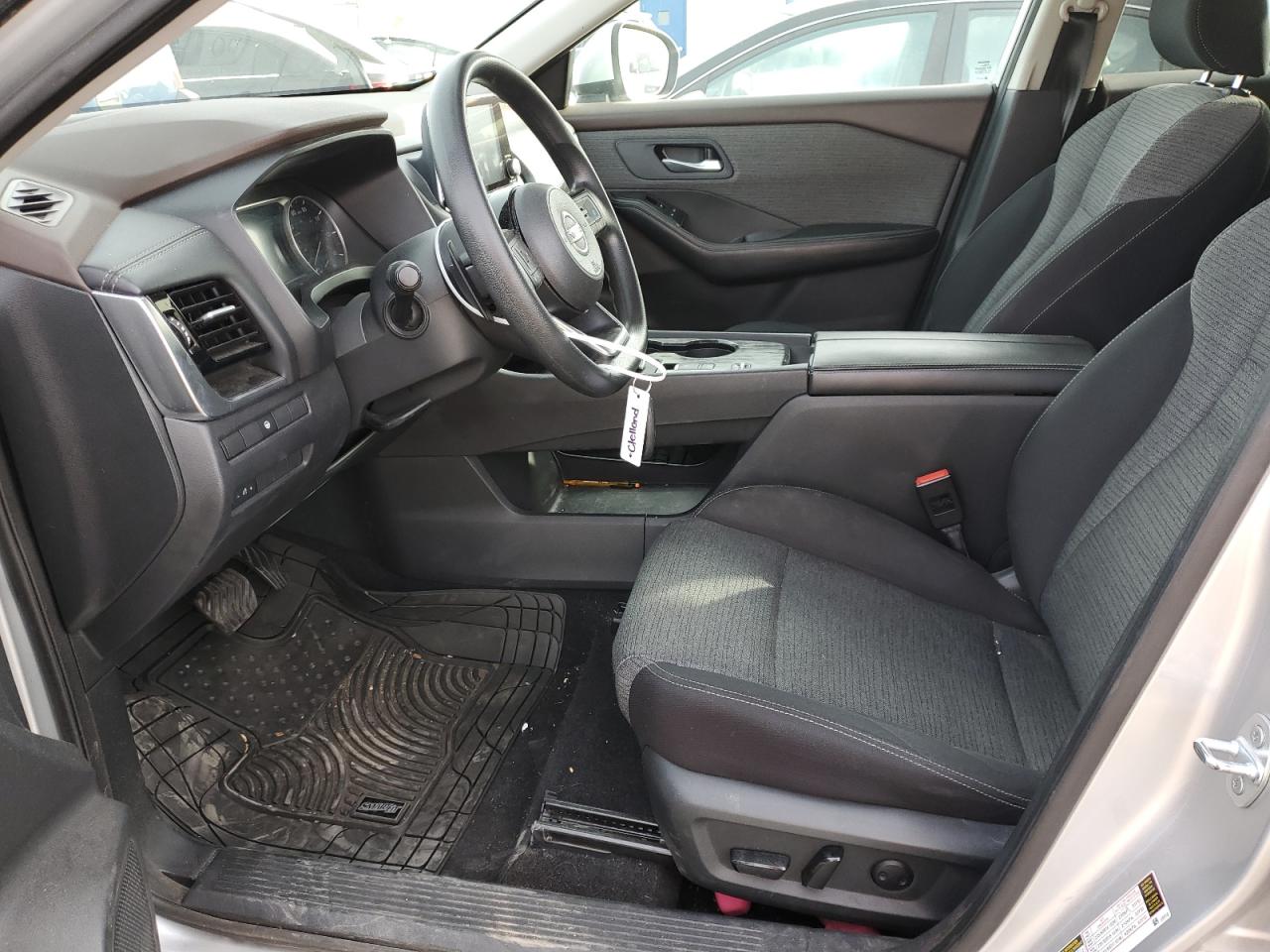2021 Nissan Rogue - Image 7