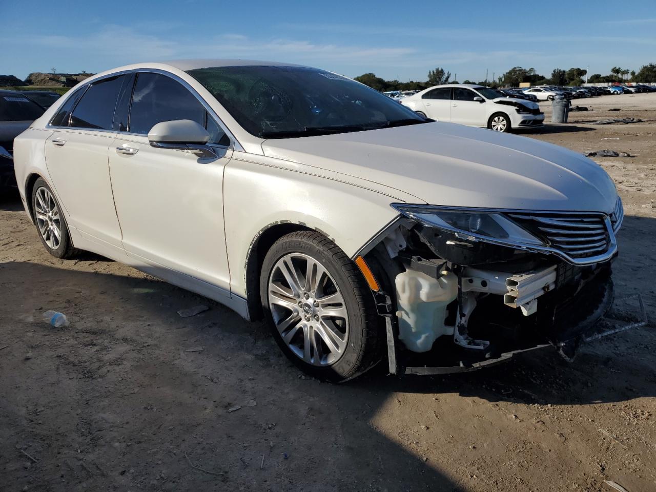 VIN 3LN6L2LU9GR628706 2016 LINCOLN MKZ no.4