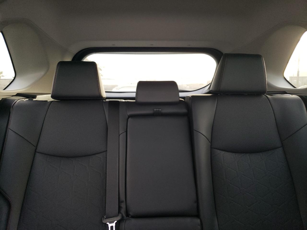 2024 Toyota RAV 4 - Image 10