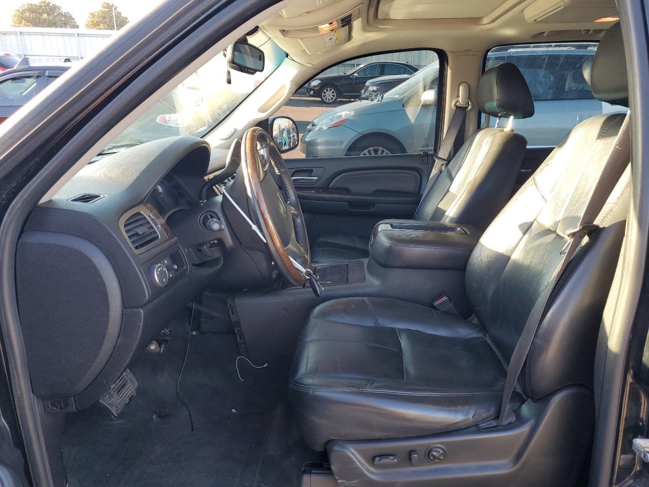 2007 GMC Yukon - Image 7