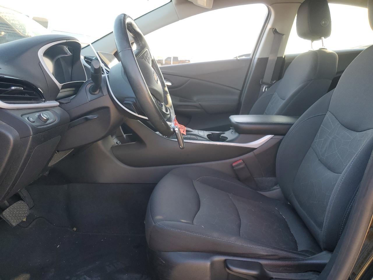 2017 Chevrolet Volt - Image 7