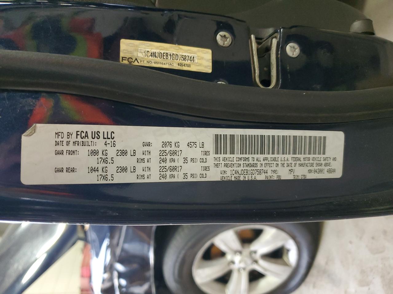 2016 Jeep Compass Latitude VIN: 1C4NJDEB1GD758744 Lot: 82963564