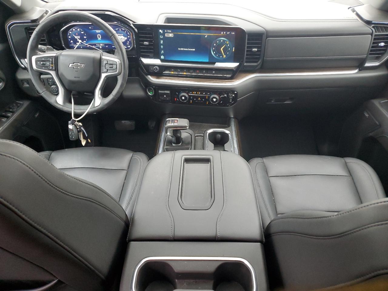 2022 Chevrolet Silverado - Image 8
