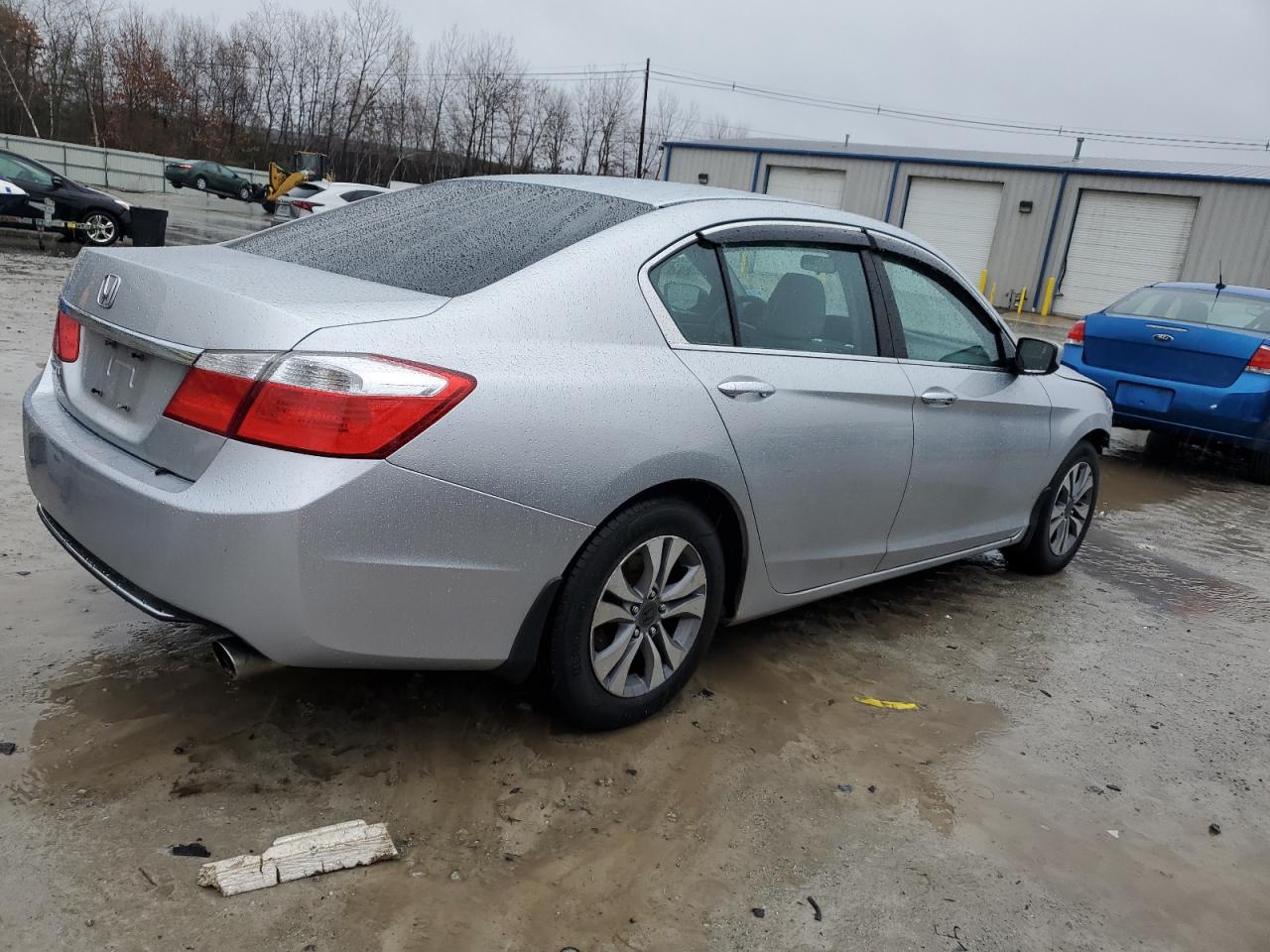 VIN 1HGCR2F37EA101300 2014 HONDA ACCORD no.3