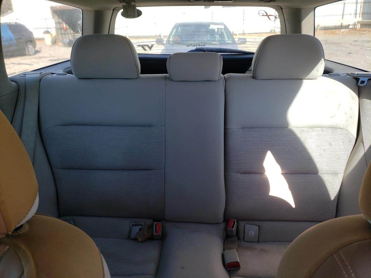 2007 Subaru Outback - Image 10