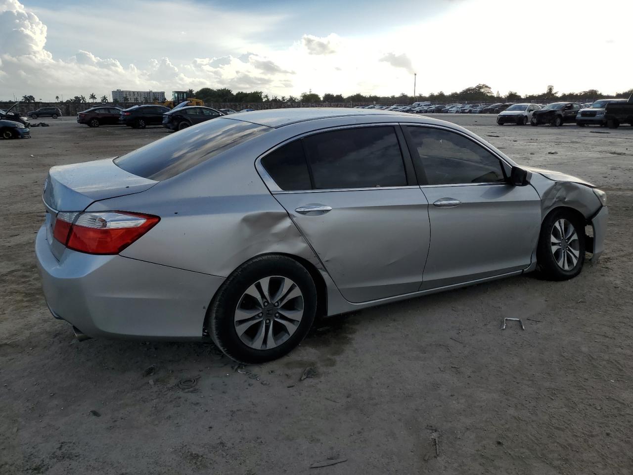 VIN 1HGCR2F33DA146426 2013 HONDA ACCORD no.3