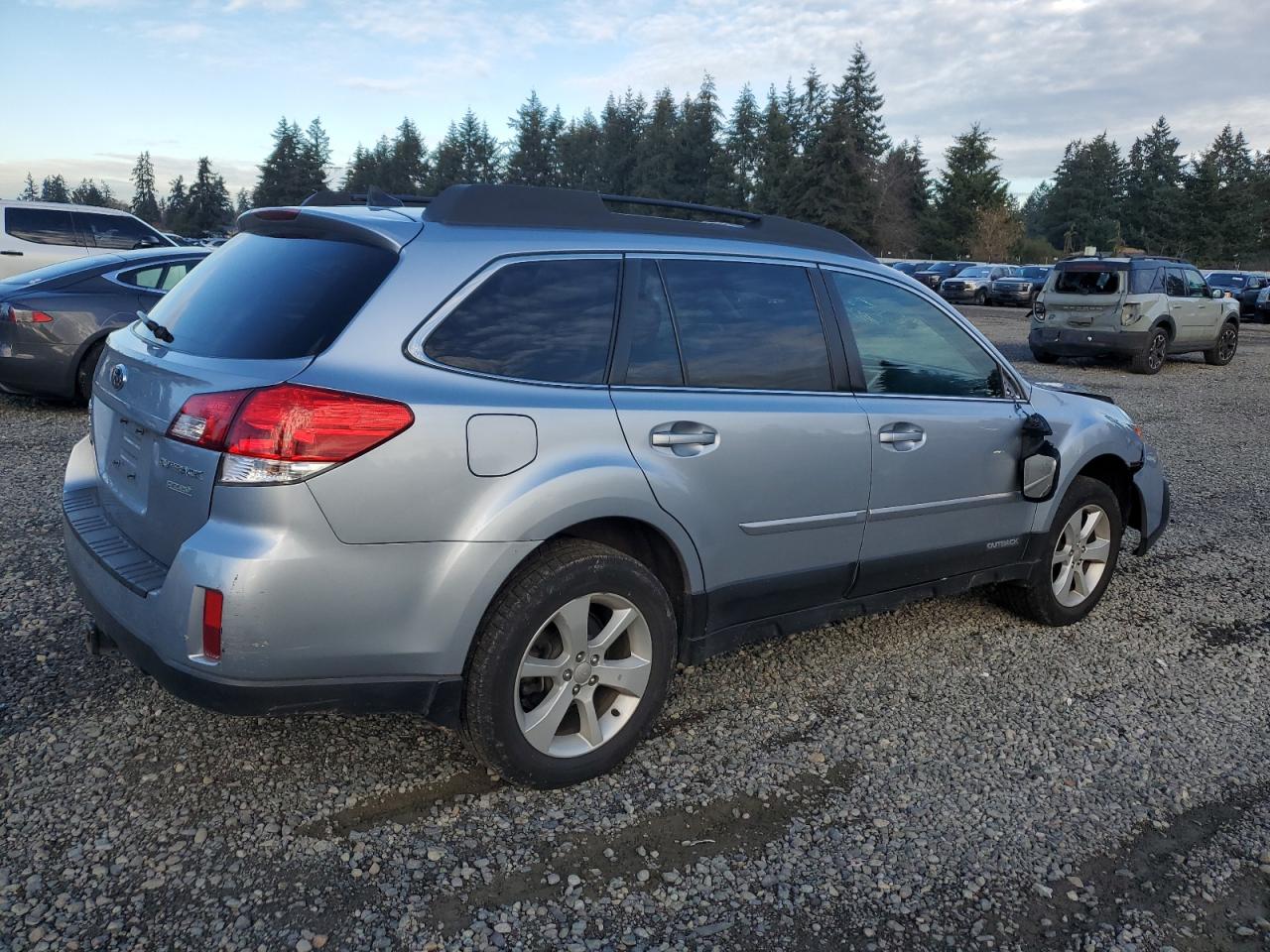 VIN 4S4BRBFC7E3316492 2014 SUBARU OUTBACK no.3