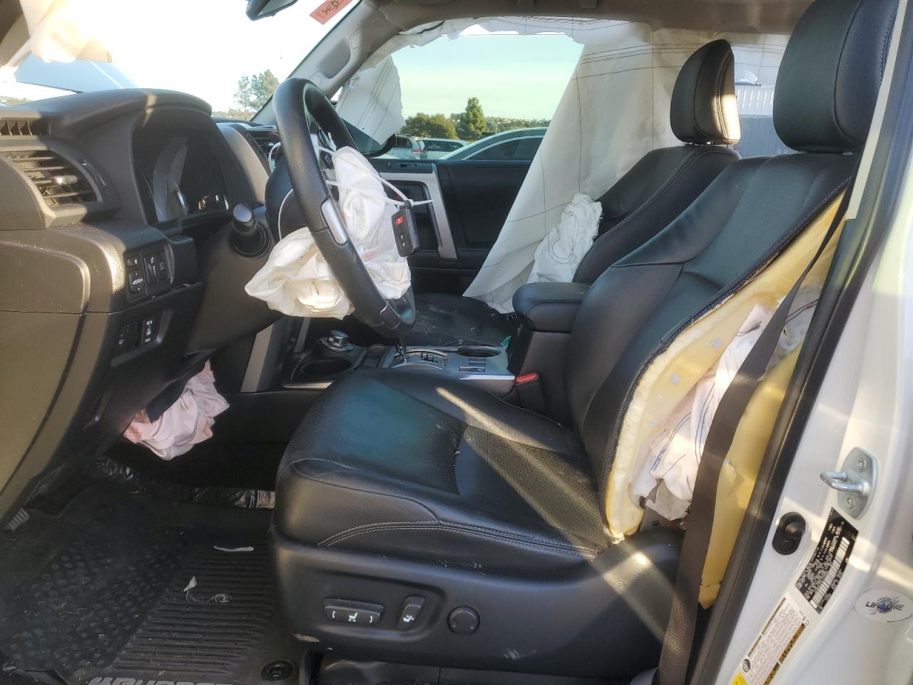 2020 Toyota 4Runner - Image 7