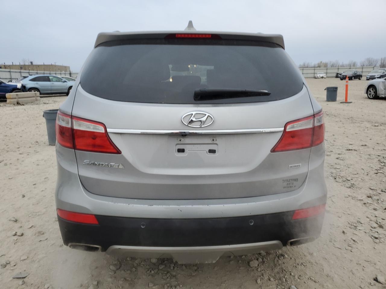 2016 Hyundai Santa Fe - Image 6