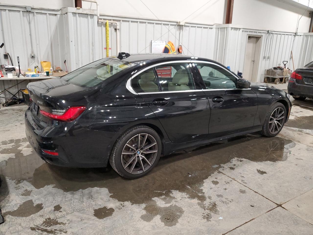 VIN 3MW5R7J01M8B76681 2021 BMW 3 SERIES no.3