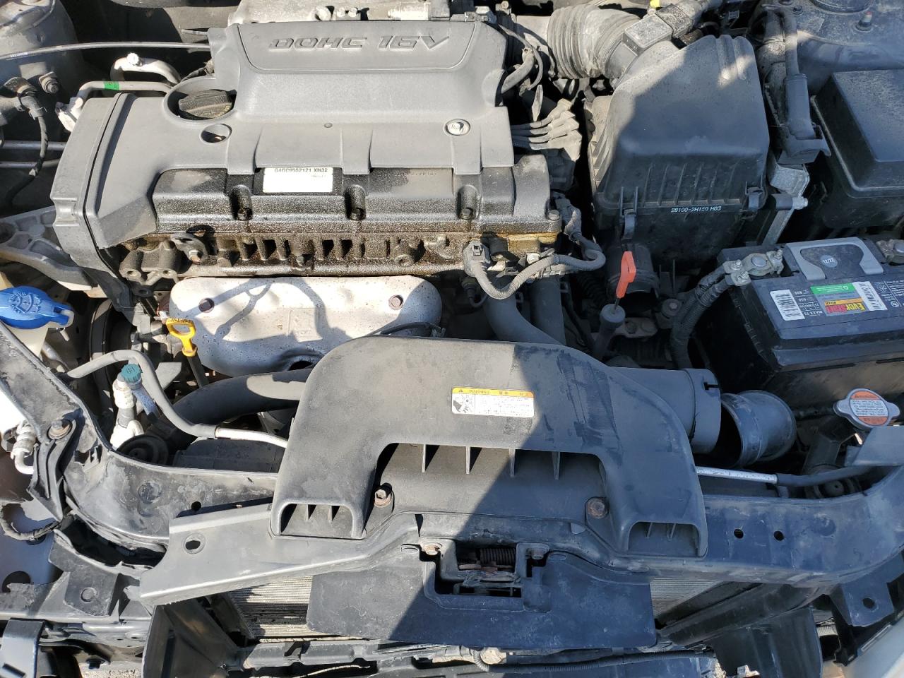 2009 Hyundai Elantra - Image 11