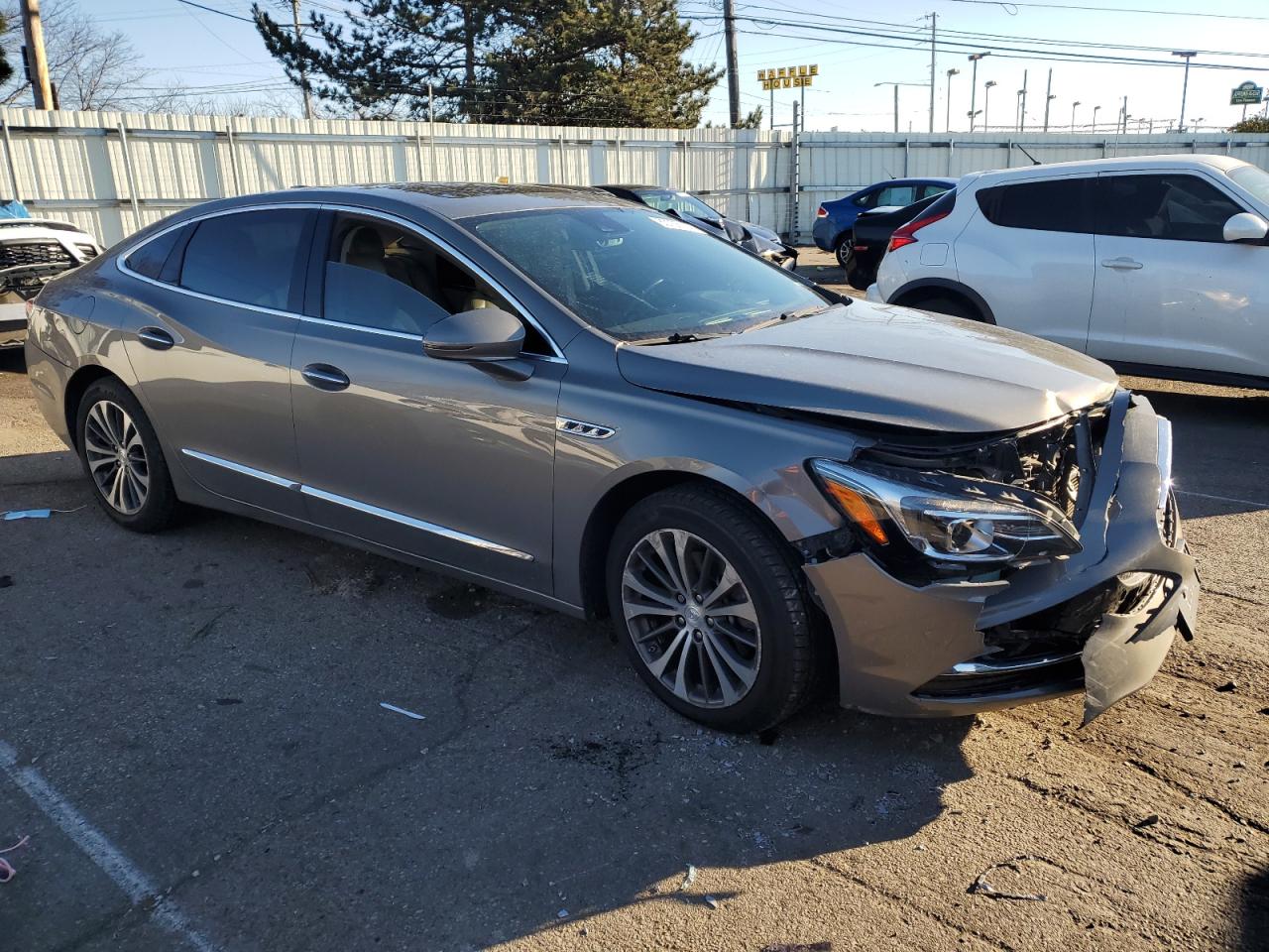 VIN 1G4ZR5SS3HU144196 2017 BUICK LACROSSE no.4