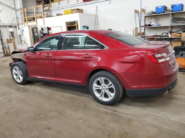 Sedans FORD TAURUS 2015 Czerwony