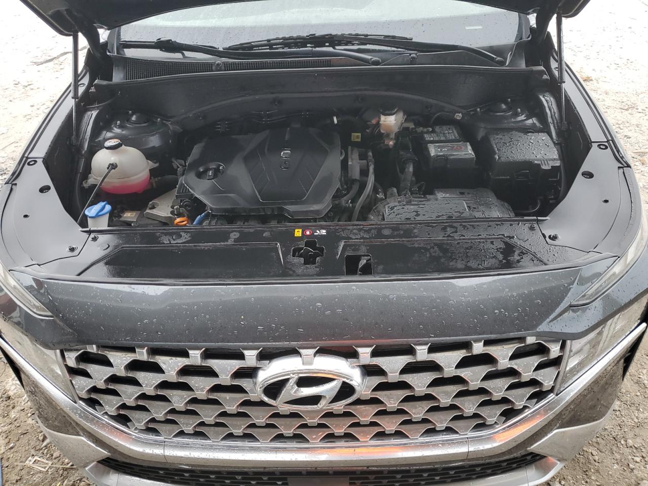 2021 Hyundai Santa Fe - Image 12