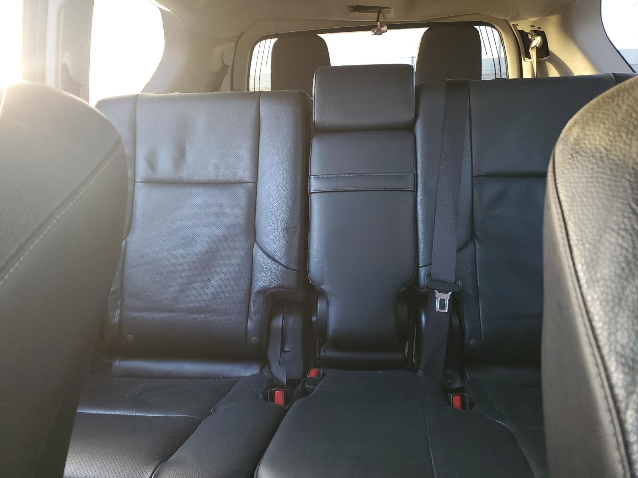 2016 Lexus GX - Image 10